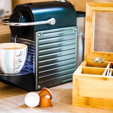 דירה Bright - Stylish - Kitchen - Parking - Netflix *