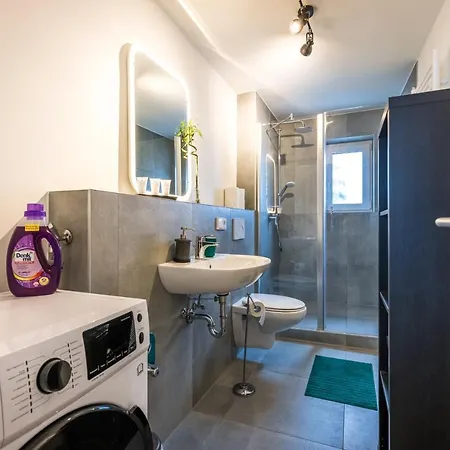 Bright - Stylish - Kitchen - Parking - Netflix Augsburgo
